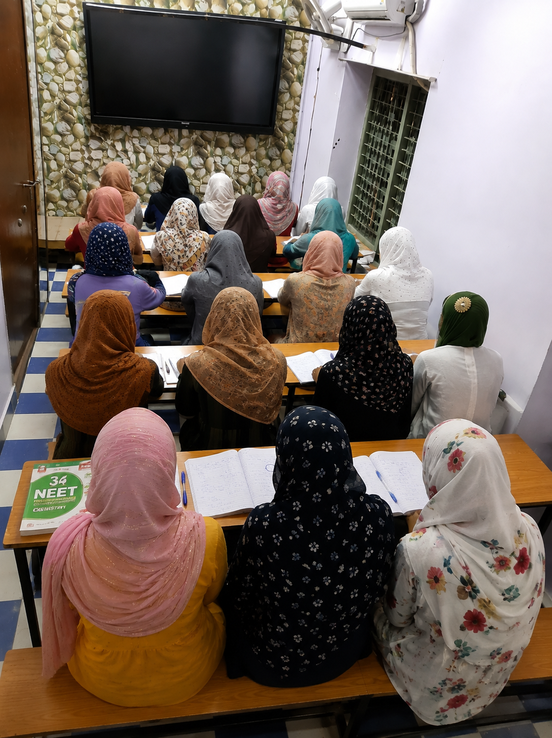NEET coaching classroom for students in Patna, Bihar